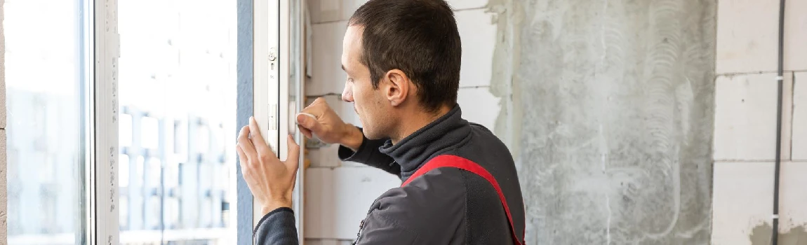 Emergency Cracked Windows Repair Services in The Crossings, FL